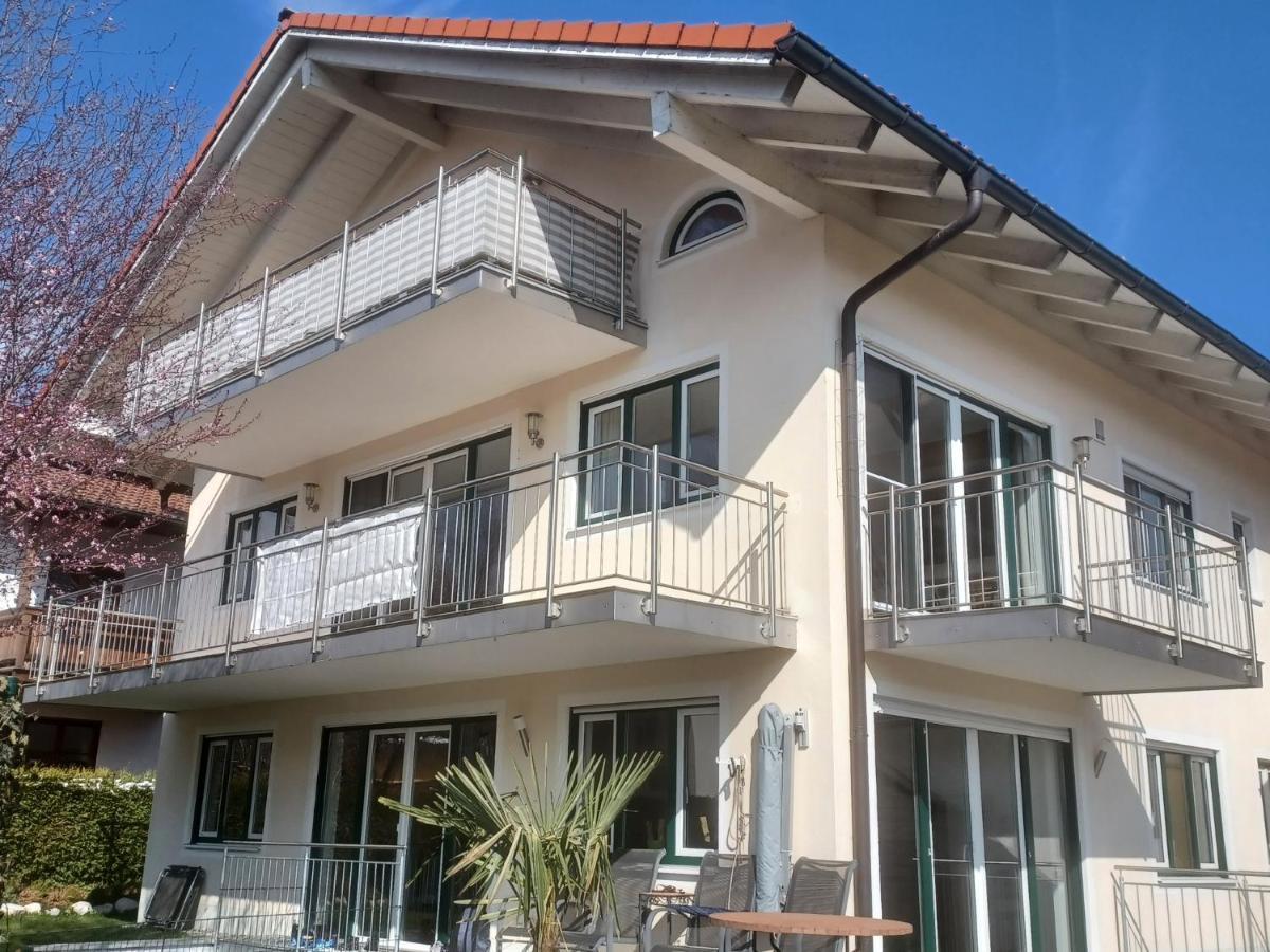 Ferienwohnung Auszeit Chieming Bagian luar foto
