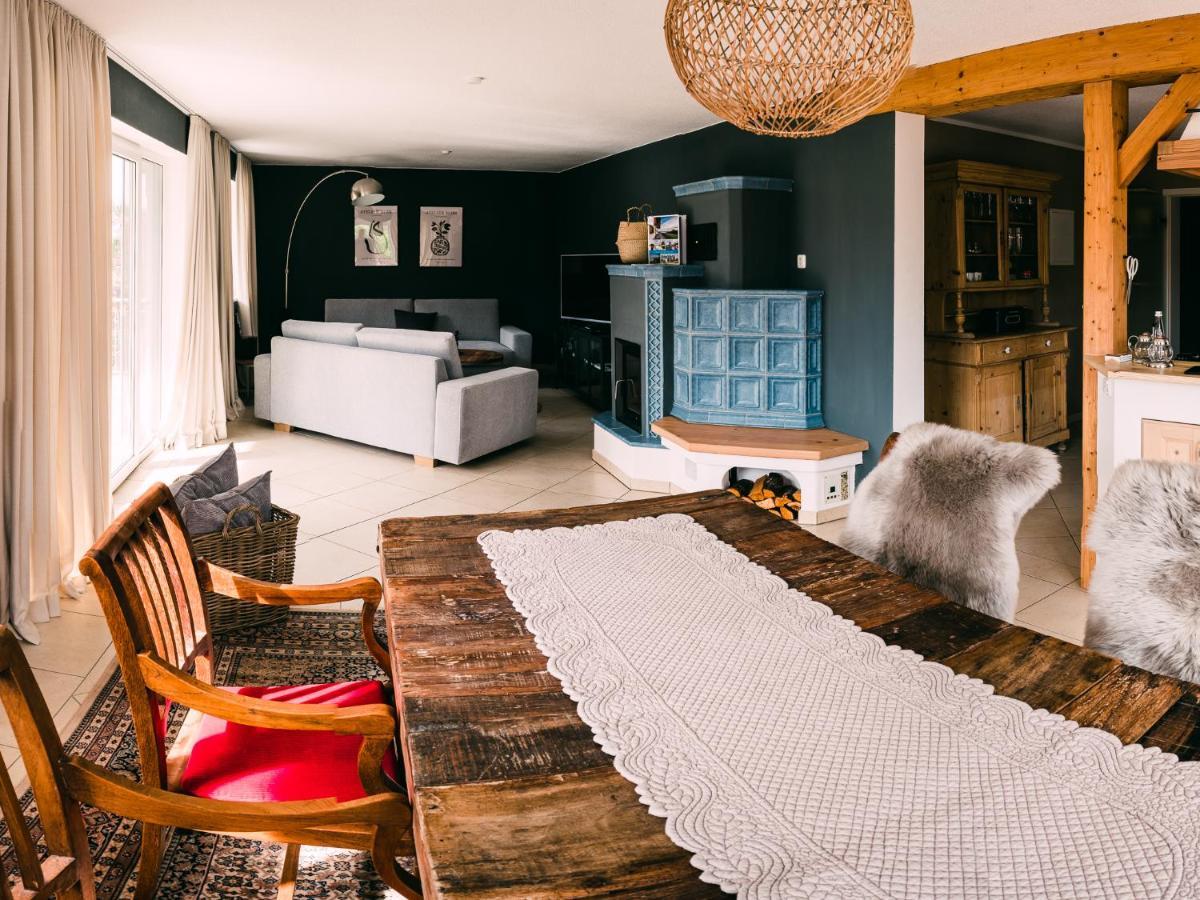 Ferienwohnung Auszeit Chieming Bagian luar foto